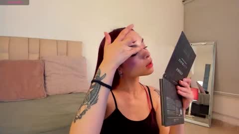 Roxxy online show from 11, 3, 2025