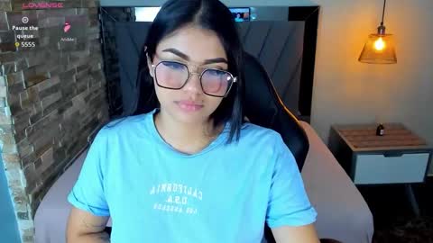 roxxybloom online show from 7, 11, 2025