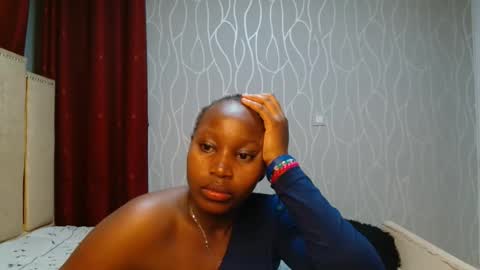 Snapshot of roxy_heather chatting on 16, 1, 2026 Roxy online show from 16, 1, 2026