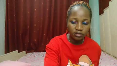 Snapshot of roxy_heather chatting on 15, 4, 2026 Roxy online show from 15, 4, 2026