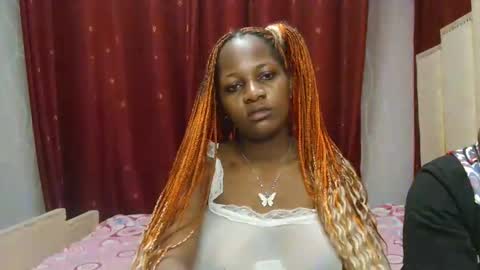 Snapshot of roxy_heather chatting on 18, 4, 2026 Roxy online show from 18, 4, 2026
