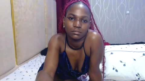 Snapshot of roxy_heather chatting on 21, 4, 2026 Roxy online show from 21, 4, 2026