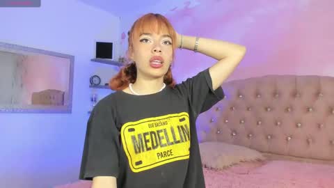 roxy_jones_ online show from 9, 2, 2025