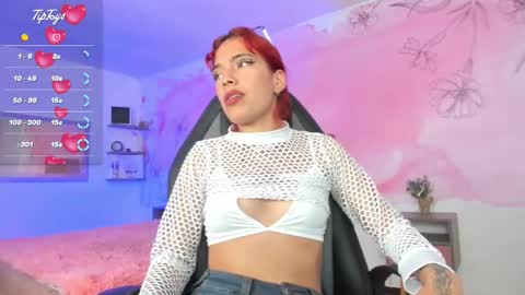 roxy_jones_ online show from 10, 3, 2025