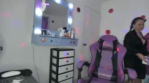 Roxy online show from 6, 5, 2026
