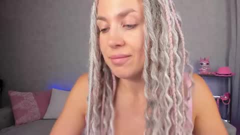 Snapshot of roxy_mars chatting on 25, 6, 2026 Roxy online show from 25, 6, 2026