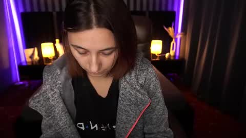 Snapshot of roxy_rayy chatting on 5, 12, 2024 roxy_rayy online show from 5, 12, 2024