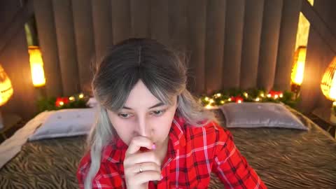 Snapshot of roxy_rayy chatting on 29, 12, 2024 roxy_rayy online show from 29, 12, 2024