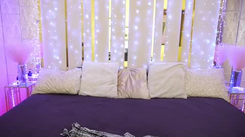 Snapshot of roxy_rayy chatting on 9, 3, 2025 roxy_rayy online show from 9, 3, 2025