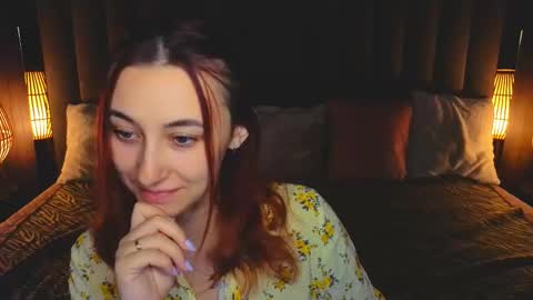 Snapshot of roxy_rayy chatting on 22, 10, 2025 roxy_rayy online show from 22, 10, 2025