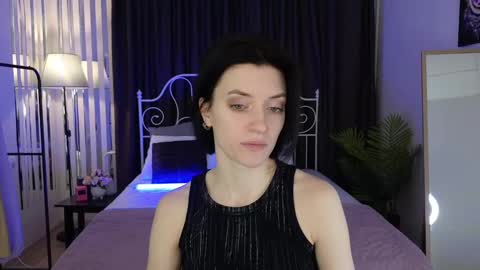 Snapshot of roxy_riot_ chatting on 28, 1, 2025 roxy_riot_ online show from 28, 1, 2025