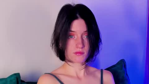 Snapshot of roxy_riot_ chatting on 13, 2, 2025 roxy_riot_ online show from 13, 2, 2025