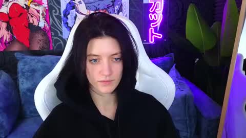 Snapshot of roxy_riot_ chatting on 18, 2, 2025 roxy_riot_ online show from 18, 2, 2025
