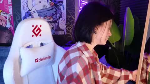 Snapshot of roxy_riot_ chatting on 21, 2, 2025 roxy_riot_ online show from 21, 2, 2025