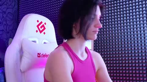 Snapshot of roxy_riot_ chatting on 28, 2, 2025 roxy_riot_ online show from 28, 2, 2025