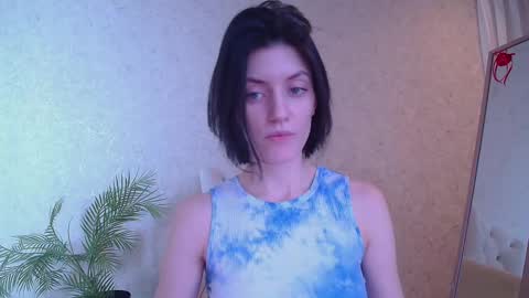 Snapshot of roxy_riot_ chatting on 4, 3, 2025 roxy_riot_ online show from 4, 3, 2025