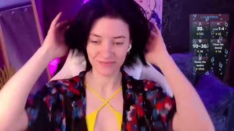 roxy_riot_ online show from 23, 12, 2025