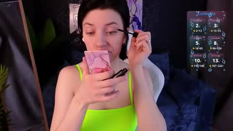 roxy_riot_ online show from 4, 2, 2026