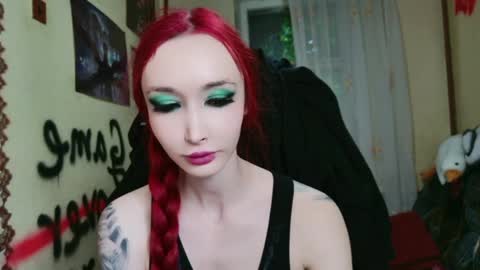 Snapshot of roxy_silver chatting on 3, 6, 2026 Roxy online show from 3, 6, 2026