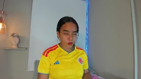 roxy_stone1 online show from 17, 6, 2026