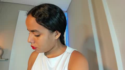 roxy_stone1 online show from 19, 6, 2026