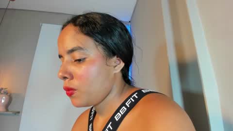 roxy_stone1 online show from 20, 6, 2026