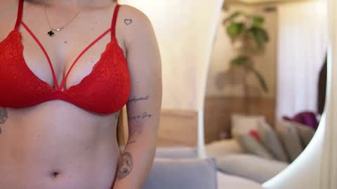 Roxy  online show from 6, 10, 2025