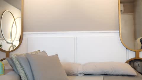 Roxy  online show from 25, 10, 2025