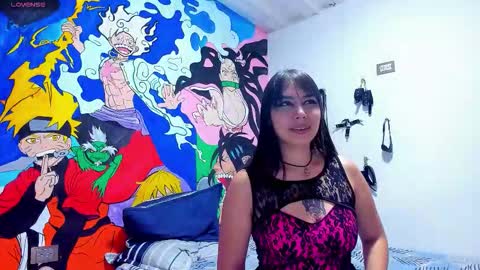 Snapshot of roxyandaron2 chatting on 20, 10, 2025 RoxyAron online show from 20, 10, 2025
