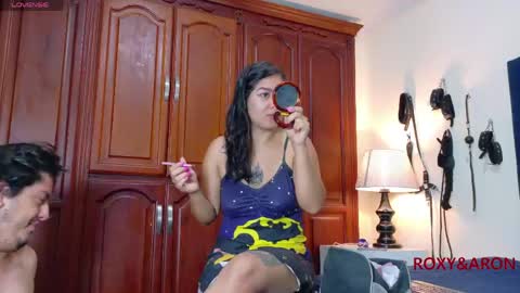 Snapshot of roxyandaron2 chatting on 15, 5, 2026 RoxyAron online show from 15, 5, 2026
