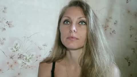 roxyfox18x01 online show from 15, 10, 2025