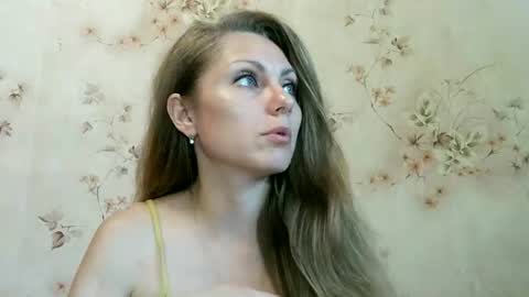 roxyfox18x01 online show from 14, 6, 2026