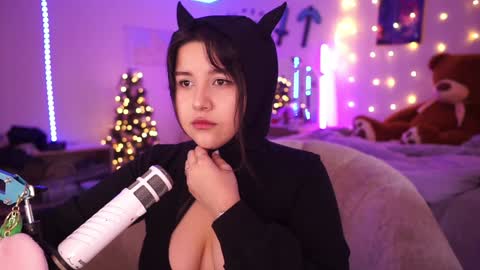 Snapshot of roxysuh chatting on 6, 12, 2024 roxysuh online show from 6, 12, 2024