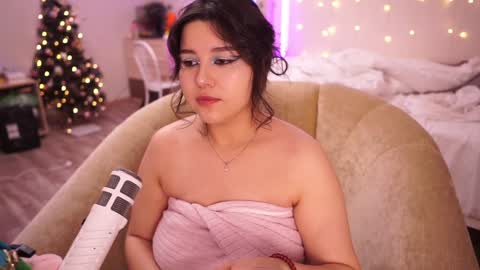 Snapshot of roxysuh chatting on 2, 1, 2025 roxysuh online show from 2, 1, 2025