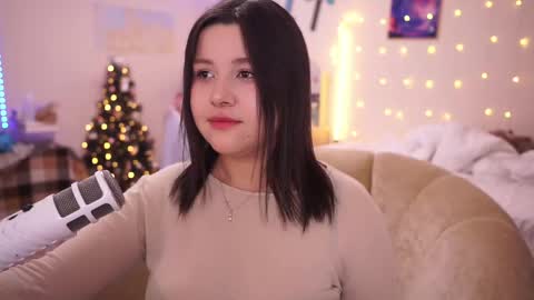 Snapshot of roxysuh chatting on 13, 2, 2025 roxysuh online show from 13, 2, 2025