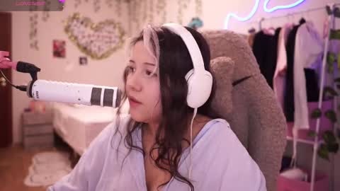 Snapshot of roxysuh chatting on 7, 3, 2026 roxysuh online show from 7, 3, 2026