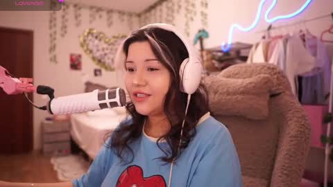 Snapshot of roxysuh chatting on 22, 3, 2026 roxysuh online show from 22, 3, 2026