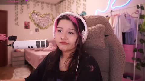 Snapshot of roxysuh chatting on 27, 3, 2026 roxysuh online show from 27, 3, 2026