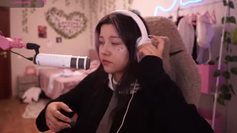 roxysuh online show from 7, 5, 2026