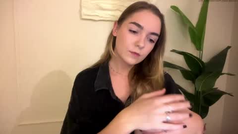 Roxy online show from 31, 5, 2026