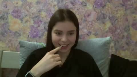 royalvelour online show from 29, 6, 2026