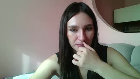 Snapshot of roza05x chatting on 13, 10, 2025 Roza05x online show from 13, 10, 2025