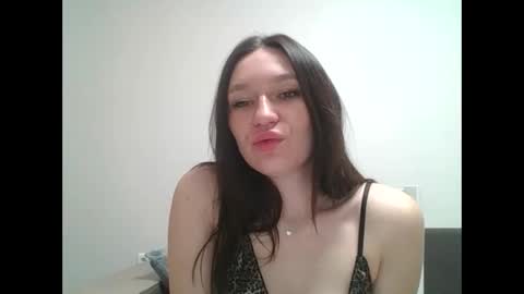 Roza05x online show from 6, 3, 2026