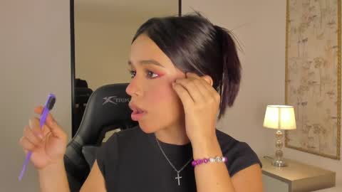 Snapshot of rubby_grundy chatting on 9, 5, 2026 R U B B Y online show from 9, 5, 2026