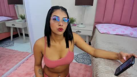 rubi08 online show from 11, 4, 2026