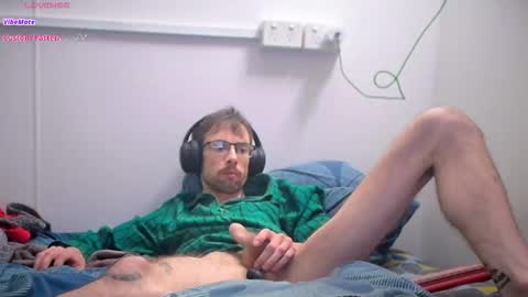 Snapshot of rubitricky chatting on 2, 10, 2025 RubitRicky online show from 2, 10, 2025