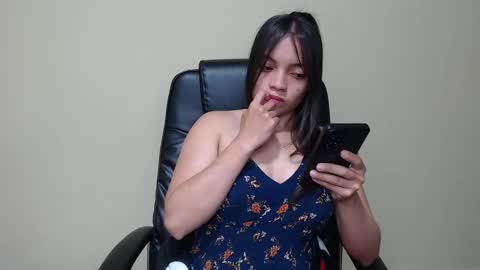 Snapshot of ruby_and_aron chatting on 10, 12, 2024 RUBY AND ARON online show from 10, 12, 2024