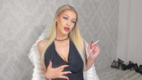 Snapshot of ruby_blaze77 chatting on 29, 10, 2025 Ruby Blaze online show from 29, 10, 2025