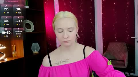 Snapshot of ruby_frost chatting on 15, 12, 2025 ruby frost online show from 15, 12, 2025