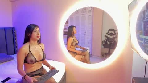 ruby  online show from 17, 12, 2025